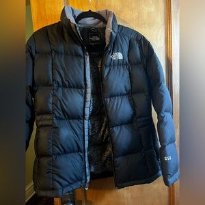 Girls XL Black North Face 550 Puffer.